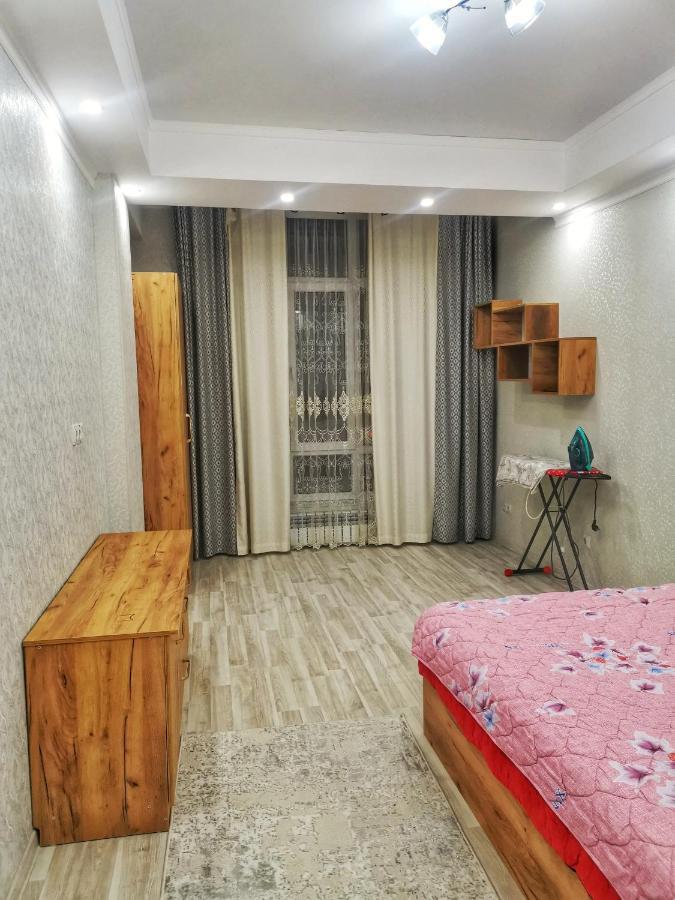 Central Apartment Бишкек Экстерьер фото