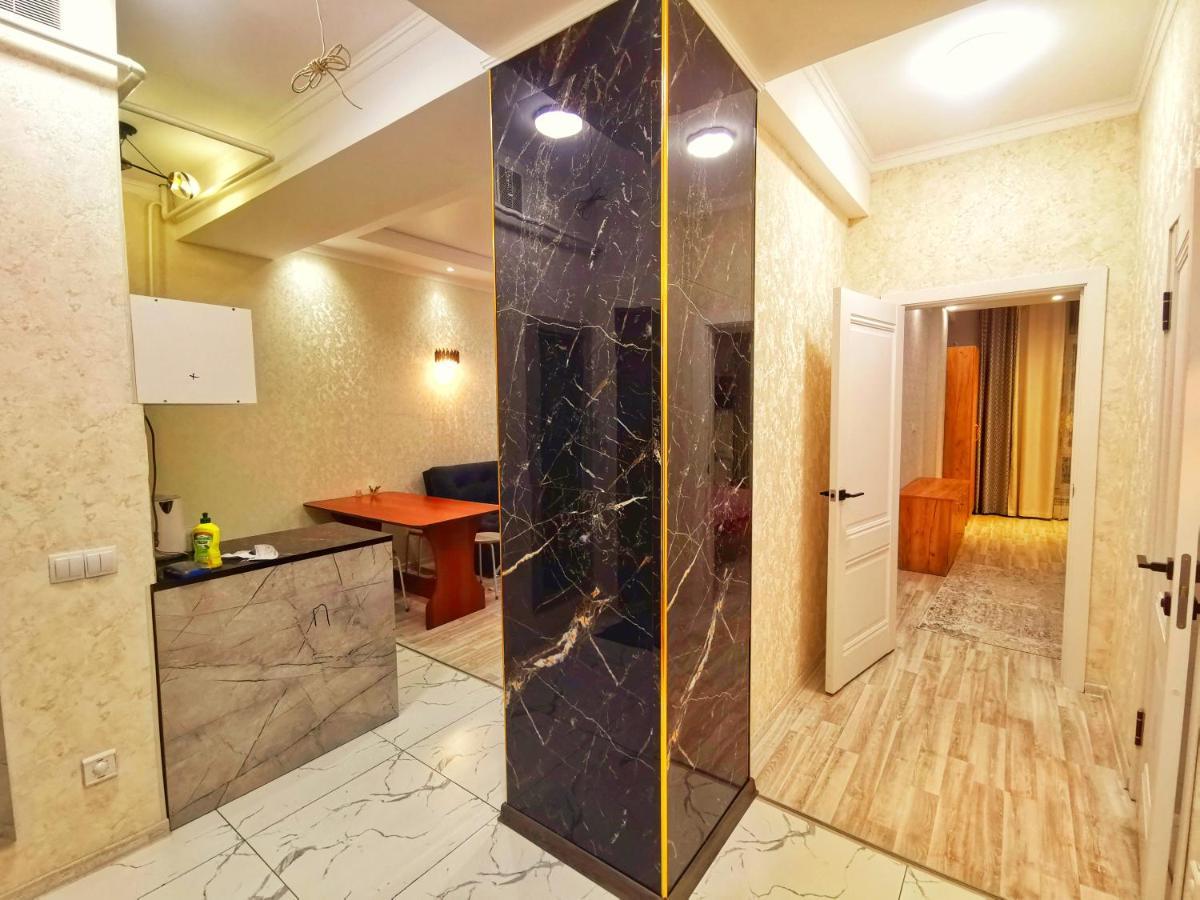 Central Apartment Бишкек Экстерьер фото